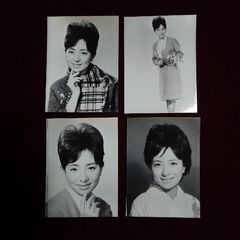 ★松田聖子　生写真3枚セット 当時物・大判】松田聖子 生写真 3枚セット 14×9cm KODAK 昭和 - メルカリ