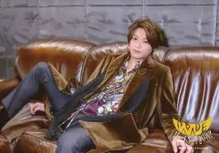 【中古】生写真(ジャニーズ) Hey! Say! JUMP/高木雄也/横型・座り・膝上・衣装茶色・ソファ/「Hey! Say! JUMP LIVE TOUR 2019-2020 PARADE」複数の肖像画(オリジナルフォト)
