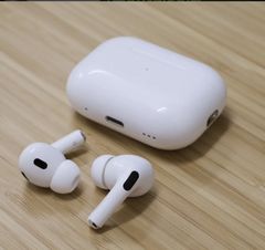 Real Pro 2 ワイヤレスイヤホン ノイズキャンセリング Bluetooth 5.3 イヤホン 低遅延・ハイクオリティサウンド コンパクト・軽量設計A4 防水仕様 瞬時ペアリング タッチ操作 片耳・両耳対応 Airpods Pro 2第二世代互換品