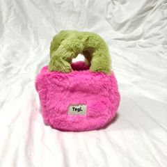 ショッキングピンク【新品】バイカラーファーバッグもこもこカラフル韓国ファッション
