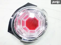キャスト LA250S 右テールランプ 15611739 テールランプの比較(クリア⁄レッド)（ダイハツ キャストアクティバ
