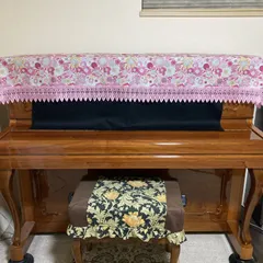 リバティ「スモールスザンナ」ピンク使用アップライトピアノカバー