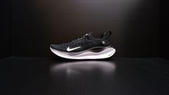 NIKE REACTX INFINITY RUN 4 DR2665 001（リアクト X インフィニティ ラン 4）