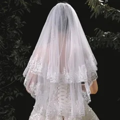 ウェディング ベール ホワイト オフホワイト 2段 レース 刺繍 コーム付き チュール素材 二層タイプ 花嫁 ベール 結婚式 ブライダル 前撮り 撮影用 披露宴 二次会 教会式 挙式 ウェディングドレス ヘアアクセサリー レディース
