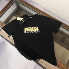 【本日限定特価】FENDI クルーネックTシャツ - 高品質コットンで快適な着心地 [本日特価|新品未使用品]
