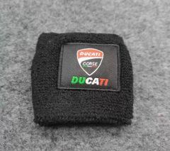 ★アウトレット★新品 MotoGP DUCATI ドゥカティ ブレーキ マスターシリンダーバンド カバー オイルタンクカバー グッズ