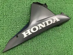 CBR250R アンダーカウル 右 ガンM K33 ホンダ 純正 中古 バイク 部品 MC41 ロアカウル サイドカウル 割れ欠け無し 品薄 Ubのサムネイル