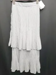 ◇ ⊂ ◎ ●未使用● callautia カラウティア ティアード ロング丈 プリーツ スカート サイズM ライトグレー レディース E  【1506180015890】