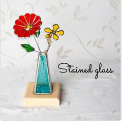 新作　ステンドグラス一輪挿し★お花シリーズ2、お花、花瓶、花台3点一色　赤い花ガラスインテリア雑貨