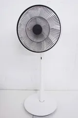 GreenFan ホワイト 扇風機　リモコン付き　ジャンク品 Yahoo!オークション -「バルミューダ グリーンファン」の落札