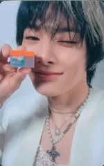 StrayKids 初回限定盤B I.N GIANT B/白