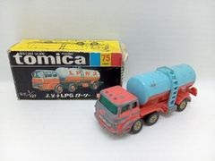 343】トミカ 黒箱 日本製 クボタ トラクター - メルカリ