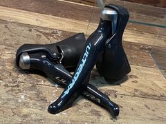 【セール】シマノアルテグラ　st-6800 ULTEGRA シフター付属品付 IF224 シマノ SHIMANO アルテグラ ULTEGRA ST-6800 STIレバー 2x11S