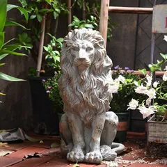 ヴィンテージ作家もの萬古焼威厳な姿で彫りが美しく芸術的な獅子