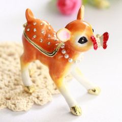 陶器製 小鹿の置物 フラワーアレンジメント 造花 インテリア - メルカリ