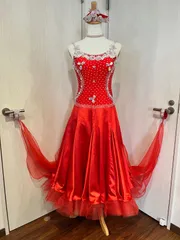 ◆65%OFF！◆　★SALE★【新品・未使用】正装ドレス　社交ダンスドレス　モダンドレス　スタンダード　競技ドレス　パーティ―デモ　赤