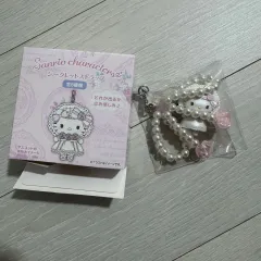 サンリオ 白フリル hello kitty ストラップ
