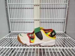 NIKE(ナイキ) エア リフト プレミアム 318449 ー 131 240mm