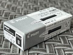 パイロット 油性ボールペンレフィル スイッチ用ボールペンカエシン BTRF-8F-B 10本