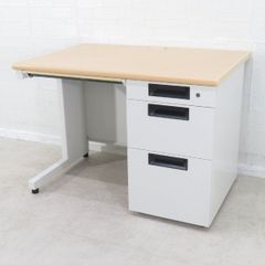 PLUS プラス 片袖デスク SP-T107 WM ナチュラル/ホワイト パソコンデスク 事務机 L字脚 引き出し 収納 配線口 EG18094 中古オフィス家具