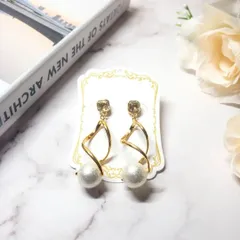 【UNICORN】Elegant big pearlイヤリング ピアス