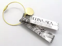 【中古】キーホルダー LUNA SEA アクリルキーワイヤー(キーホルダー) 「LUNA SEA 30th Anniversary Tour 20202021 -CROSS THE UNIVERSE-」 愛媛会場限定のサムネイル