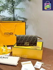 【今日特価】Glam Fendi グラムフェンディ チェーンウォレットバゲットバッグ