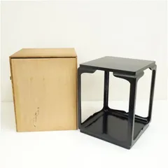 塗師　川瀬表完造　黒一閑塗高麗卓（共箱） 茶道 茶道具 おしゃれ 茶器 こうらいじょく 棚 小さい棚 抹茶 インテリア 収納 骨董 お茶 1月 冬