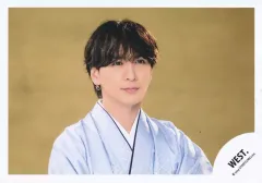 【中古】生写真(STARTO) WEST./藤井流星/横型・バストアップ/「WEST. DOME TOUR AWARD ～10th Anniversary～」グッズオフショット/公式生写真