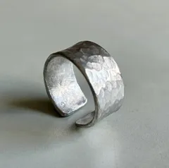 錫製　槌目　オープンリング　ピューターリング　ハンドメイド　サイズ調整可能