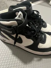 NIKE(ナイキ) x STUSSY(ステューシー) エアフォース 1 ' 07 ミッド SP 黒 アン ライト ボーン