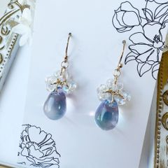 フローライト トリプレット フラワーカービングピアス - メルカリ