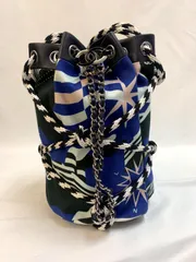 CHANEL 　シャネル　ショルダーバッグ　バケットバッグのサムネイル