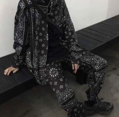 ペイズリ―柄　セットアップ　メンズ　シルエット　ストリートMIX