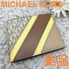 新品未使用❣️MICHAEL KORSマイケルコース❣️二つ折り財布　レザー　ブランド　ロゴ　ベージュ　コンパクト　可愛い