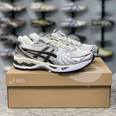 2024年最新】［アシックス］ ランニングシューズ gel－kayano 23 tjg943（17春夏モデル） 990オレンジ／ブラック  24．5の人気アイテム - メルカリ