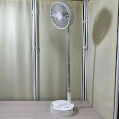 2023年新商品 扇風機 コードレス 吊り下げ スタンド式 壁掛け おしゃれ DCモーター 左右首振り 充電式 扇風機 折りたたみ 小型 LED照明機能 4段階風量 USB リモコン 即納