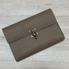 コラージュ素材収納ポーチ 蜂金具 - メルカリ