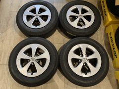 【2502041】トヨタ 30系 プリウス 純正 ホイール 15インチ 6J +45 PCD100 5H + YOKOHAMA BluEarth RV-02 195/65R15 2020年 6.5mm