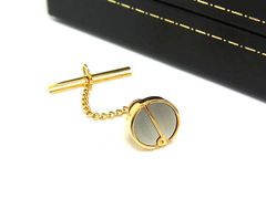 Item thumbnail for item 6249546e-616d-4d4b-a6ad-77b5f5c0f100