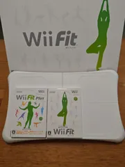 任天堂　Wiiバランスボード　wiiフィット/wiiフィットプラス　セット