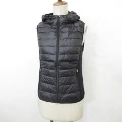 ユニクロ UNIQLO ウルトラライトダウン ULTRA LIGHT DOWN ベスト ダウンベスト フーデットベスト ジップアップ ポケッタブル ナイロン ブラック 黒 M
