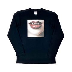 オリジナル ロンT 長袖 Tシャツ セクシー ヴァンパイア ウーマン ファング 女 吸血鬼 ドラキュラ 口 リップ 唇 牙 ゴシックホラー ロンT 黒 ブラック XS(SS) S M L XL(LL) ジャスト オーバーサイズ メンズ レディース ユニセックス