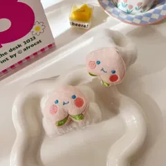 ☆ もも ☆ かわいい 吸水リストバンド 2個セットmmwbd904c リストバンド 洗顔 吸水 吸水リストバンド ウォッシュバンド 手首バンド もこもこ 柔らかい ぬいぐるみ 袖濡れ防止 服濡れ防止 髪 まとめる シュシュ お風呂上がり メイク 入浴 ジム