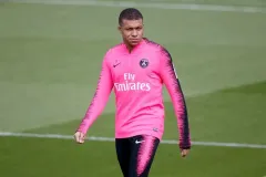 2025年最新】ヴェイパーニット ウェアの人気アイテム - メルカリ