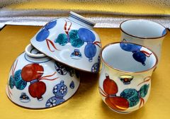 伊万里焼　徳七窯　染錦瓢絵睦揃い