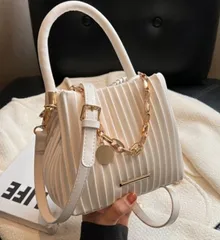 ショルダーバッグ チェーン装飾 ミニバケットバッグ レディース オフィスカジュアル ハンドバッグ 小さめ スクエアPUレザー鞄 コンパクト2wayバッグ