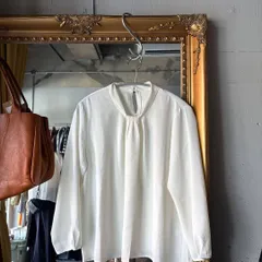 @ パーフェクトスーツファクトリー 無地 ブラウス シャツ 長袖　ホワイト オフホワイト アイボリー 白 シロ　お呼ばれ　デート　オフィスカジュアル　食事会