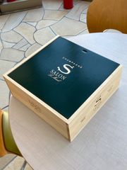 サロン　2013   ワイン　木箱