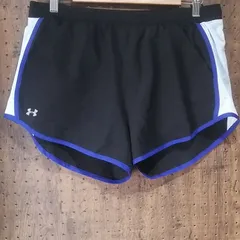 UNDER ARMOUR アンダーアーマー　HEATGEAR　ショートパンツ　スポーツウエア　サイズM